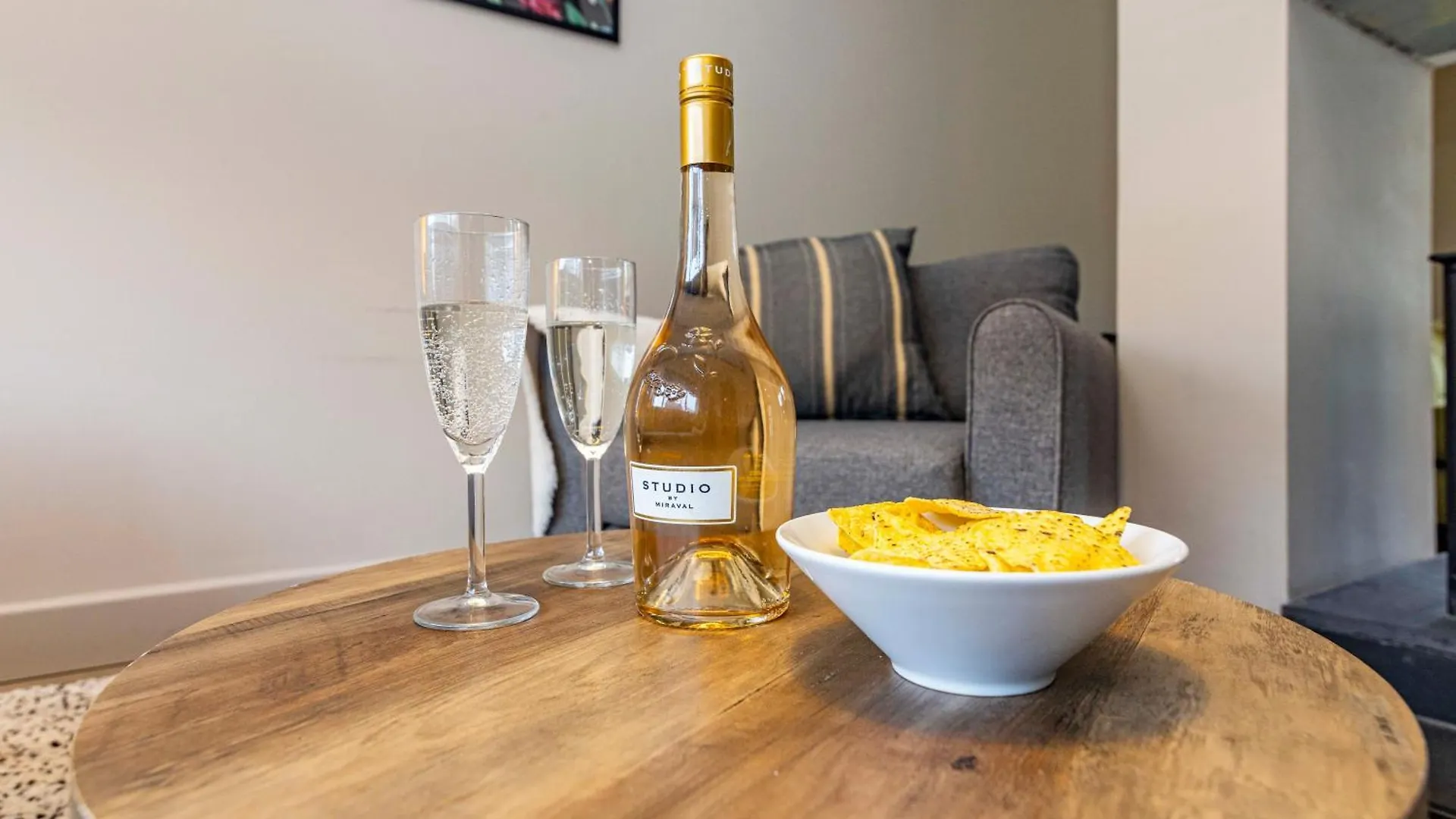 Modern Home - Great Facilities-J26 M1 Near Ikea Nottingham Dom wakacyjny