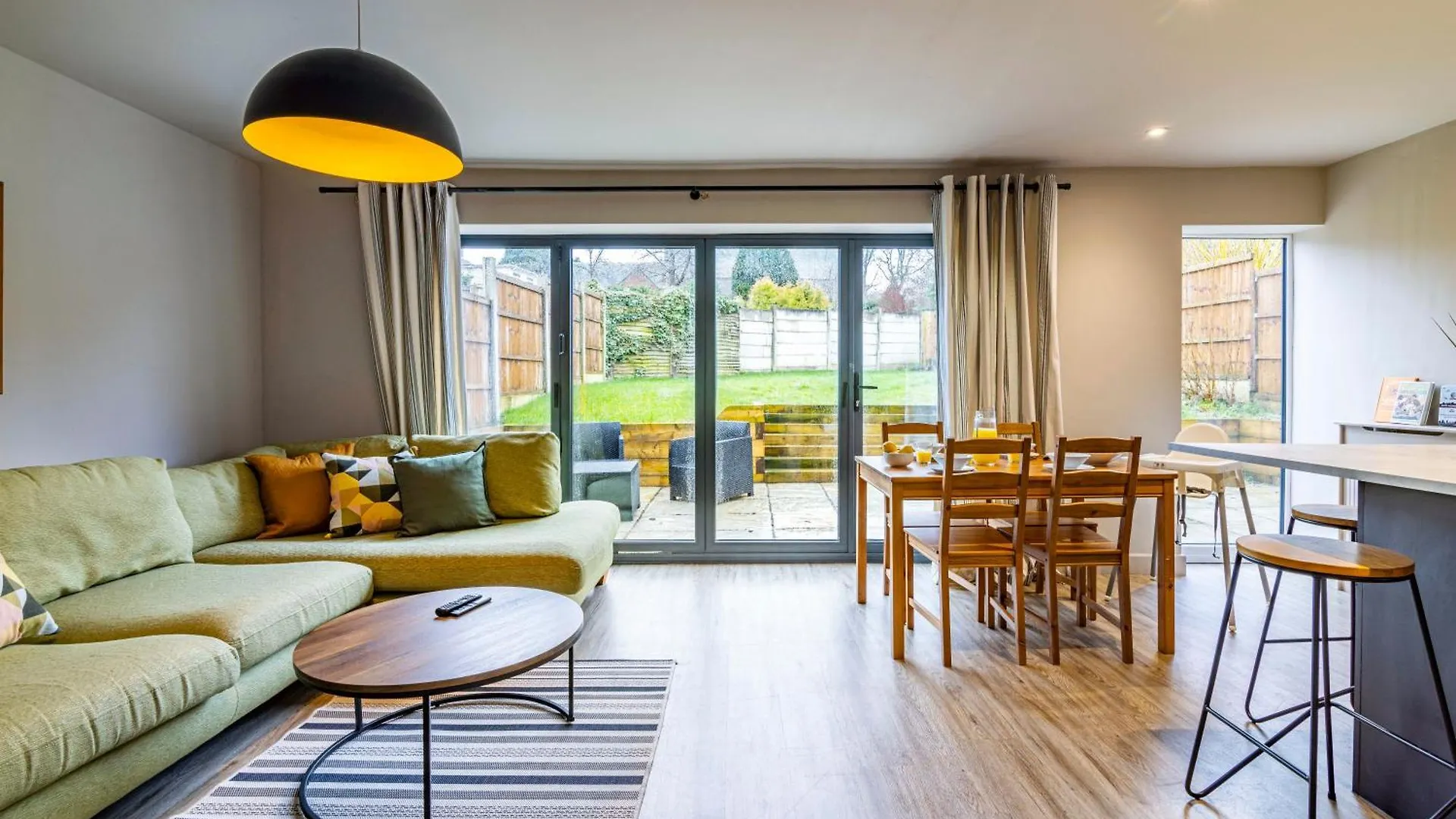 Dom wakacyjny Modern Home - Great Facilities-J26 M1 Near Ikea Nottingham