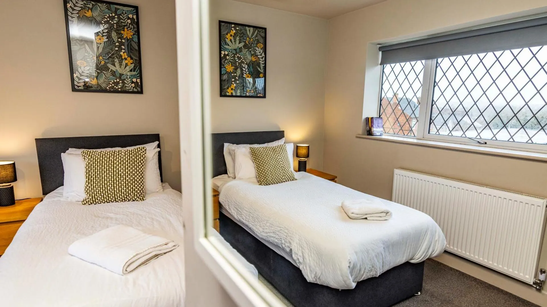 Modern Home - Great Facilities-J26 M1 Near Ikea Nottingham 0*,